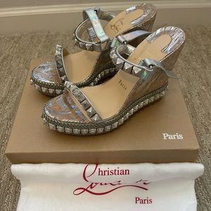 **RARE** Christian Louboutin Silver Pira Ryad 110 Iridescent Studded Platform